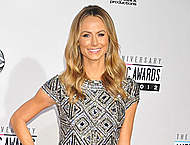 Stacy Keibler exposed her long sexy legs